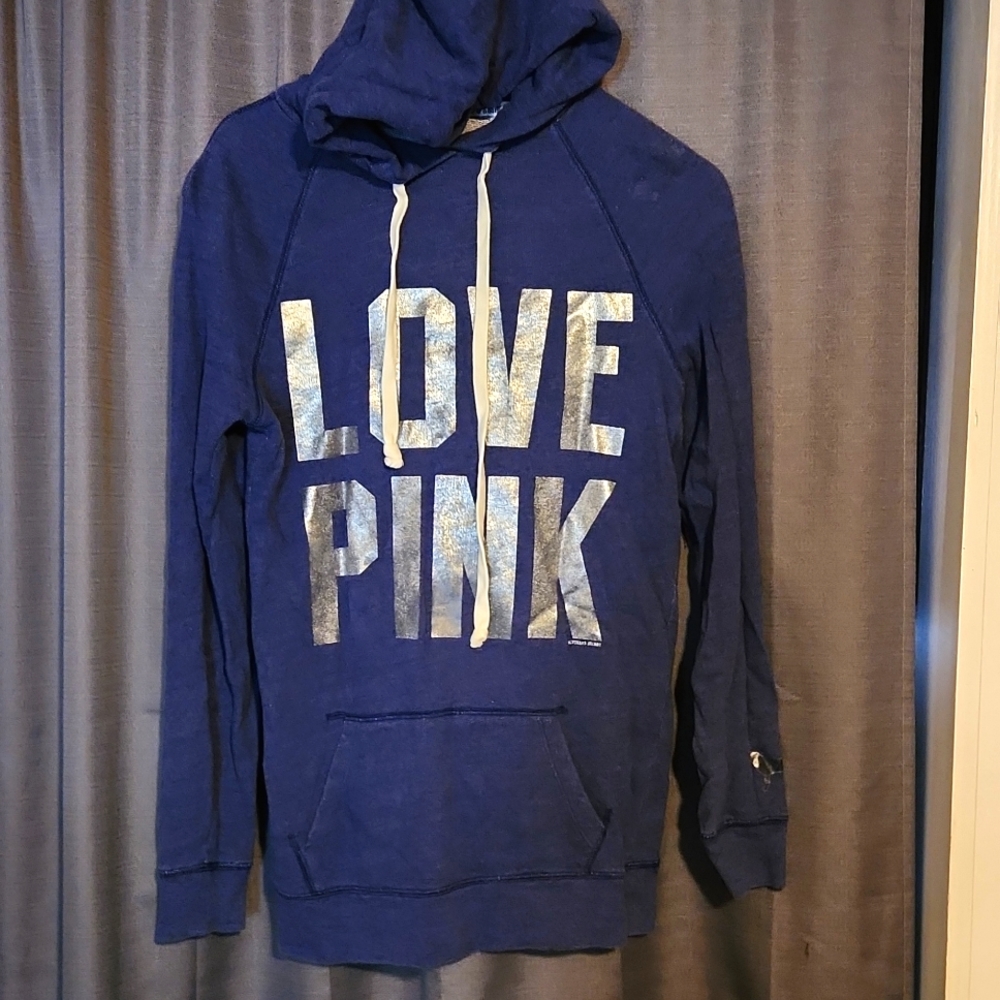 Long VS pink hoodie